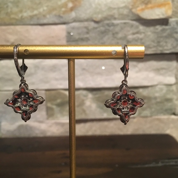 AUTHENTIC DEEP GARNET DANGLE - Picture 11 of 14